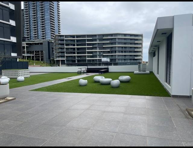 1 BEDROOM APARTMENT FOR SALE IN UMHLANGA RIDGESIDE